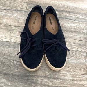 Clarks Soft Cushion Navy Blue Shoes— Women’s Size 9
